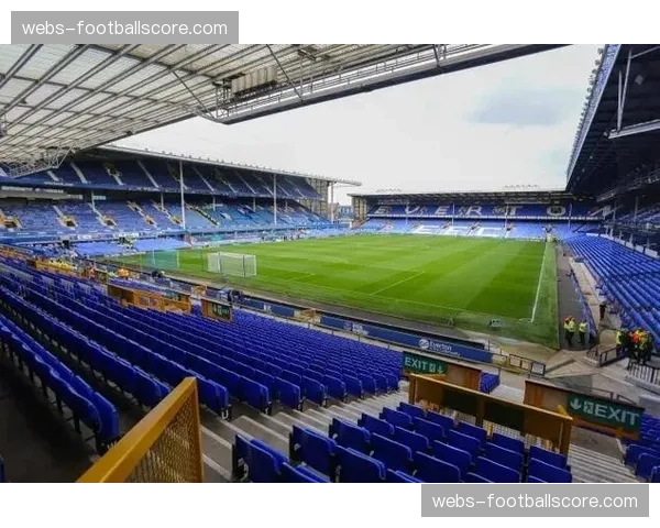 埃弗顿新球场布拉姆利-摩尔码头球场通过最终安全验收，四月启用