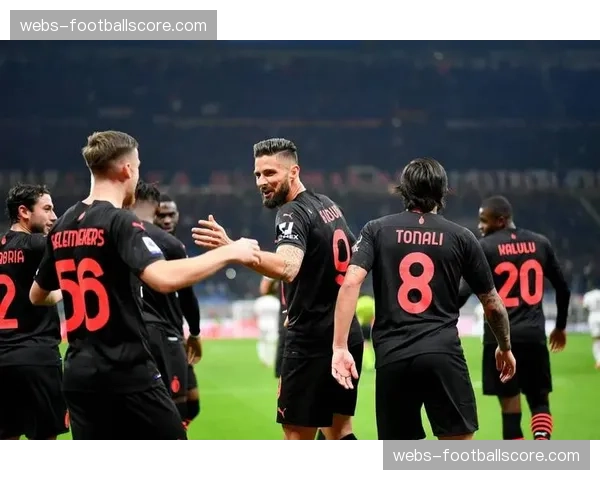 从保级到争欧战:萨里治下佛罗伦萨的战术进化之路 从保级到争欧战:萨里治下佛罗伦萨的战术进化之路