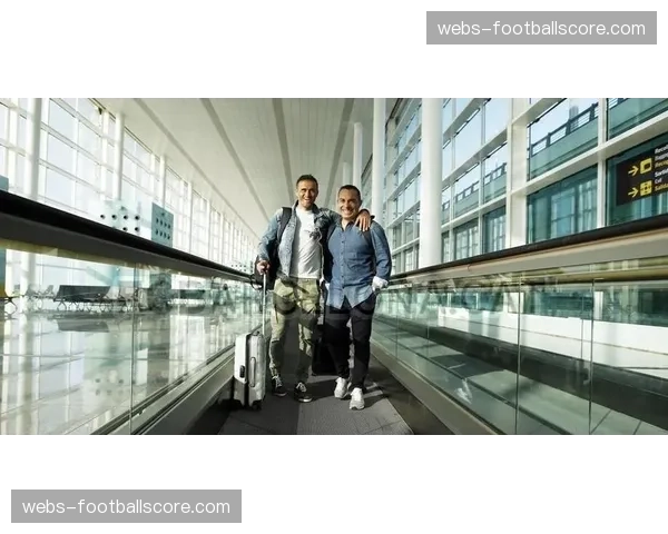 赛前动态：EHF决赛四强赛球队抵达科隆，巴塞罗那队进行首次适应场地训练